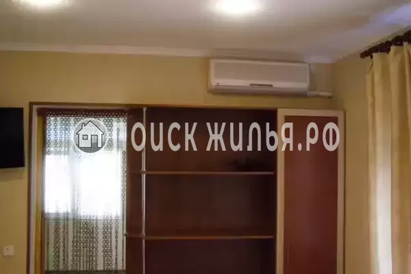 Частный сектор «Уютный 2-х комнатный дом у моря и набережной»