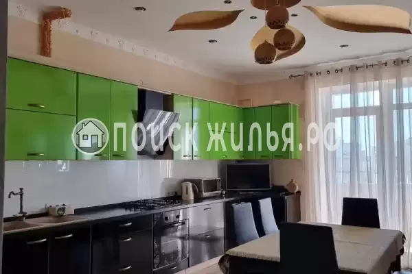 Квартира «Четырехкомнатная квартира на берегу моря» Квартира «Четырехкомнатная квартира на берегу моря»