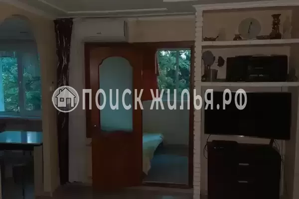 Квартира «Х комнатная квартира на Чайковского»