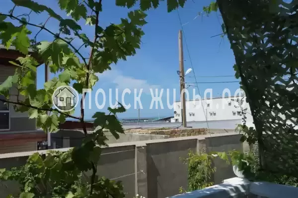 Частный сектор «Дом двухэтажный на Набережной»