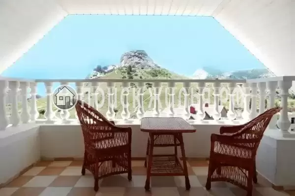 «Консульский дворик» «Консульский дворик»