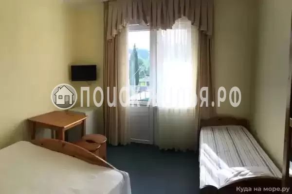 «MolodezhnyyHouse»