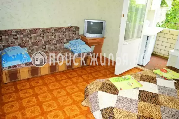 «На набережной» «На набережной»