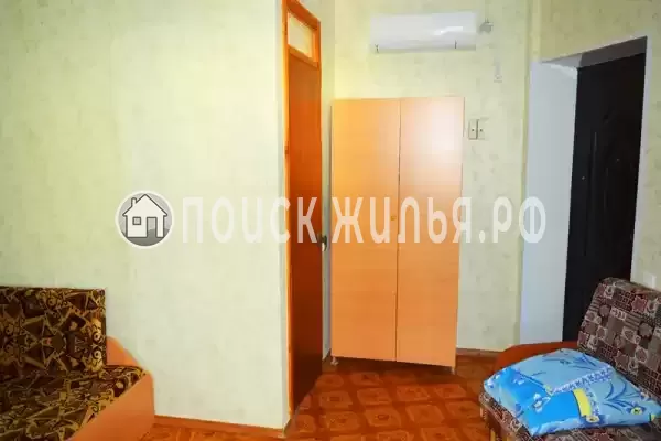 «На набережной» «На набережной»