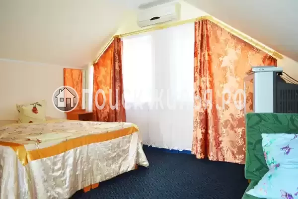 «На набережной» «На набережной»