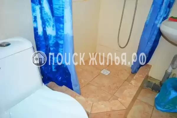 «На набережной» «На набережной»