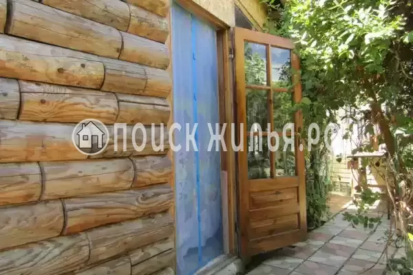 Гостевой дом «Дом с бассейном»