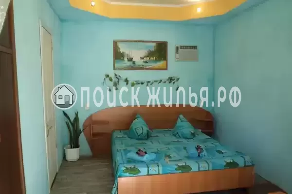 Гостевой дом «Дом с бассейном»