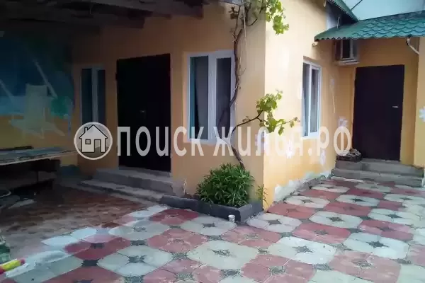 Гостевой дом «Дом с бассейном»