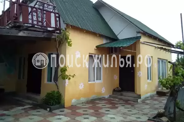 Гостевой дом «Дом с бассейном»