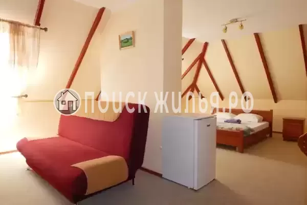 «Консульский дворик»